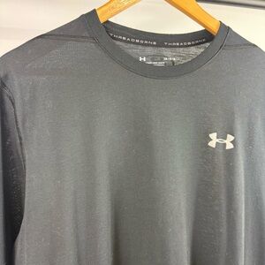 Under Armour Men's Black Heatgear Loose Fit Long Sleeve Size Large